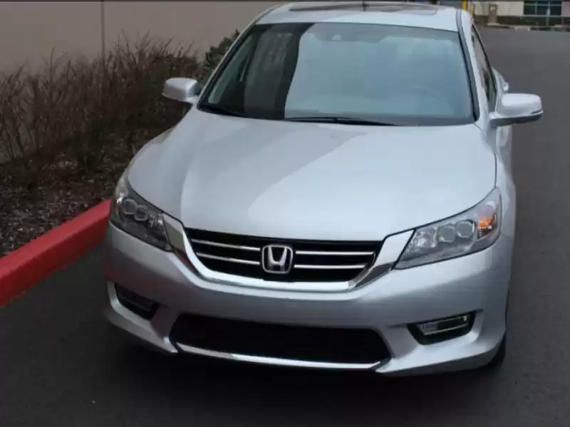 مستعملة Honda Accord للبيع في الدوحة #5984 - 1  صورة 